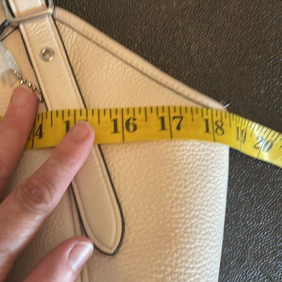 Coach Meadow Shoulder Bag Chalk Large Tote - Picture 9 of 15